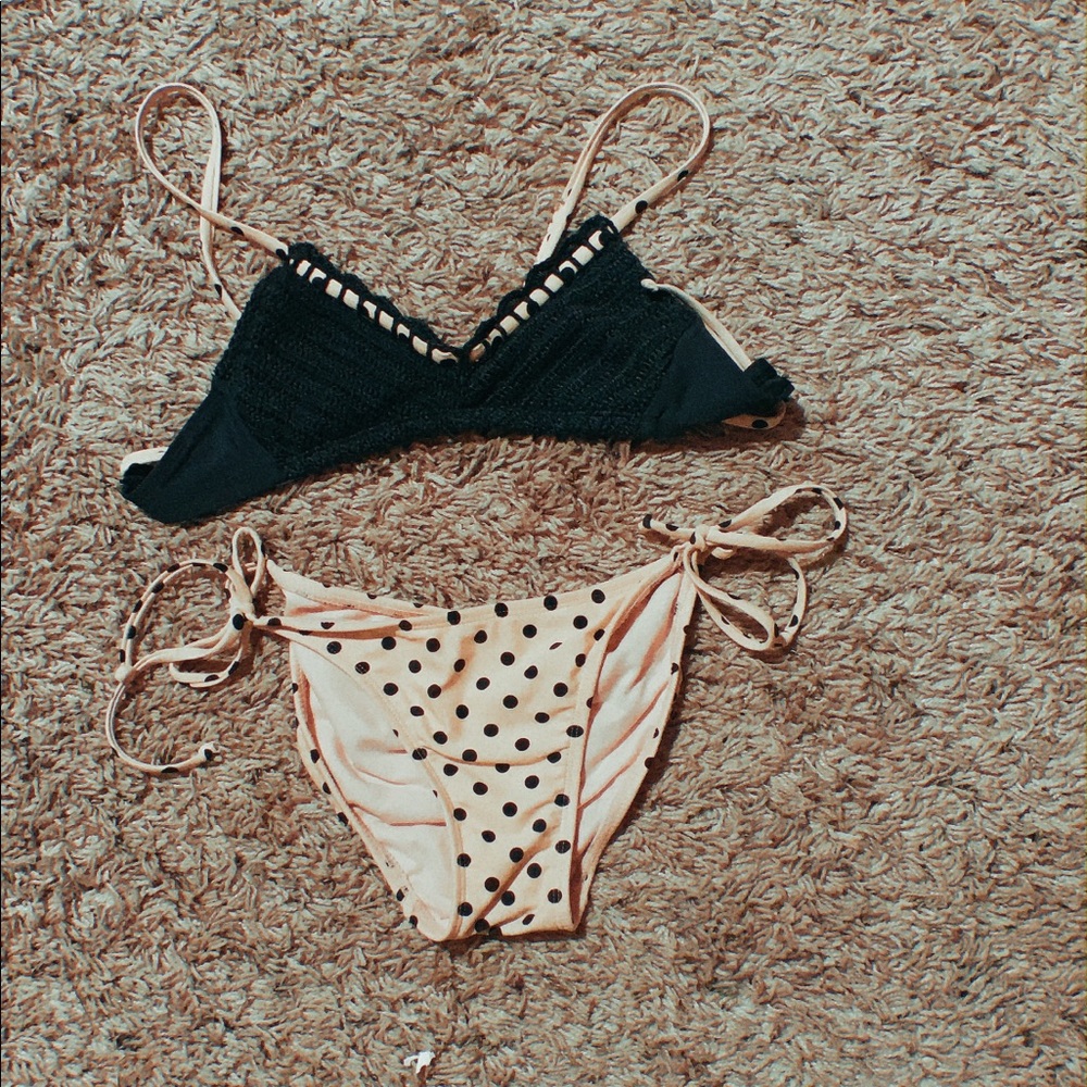 bathing suit 👙